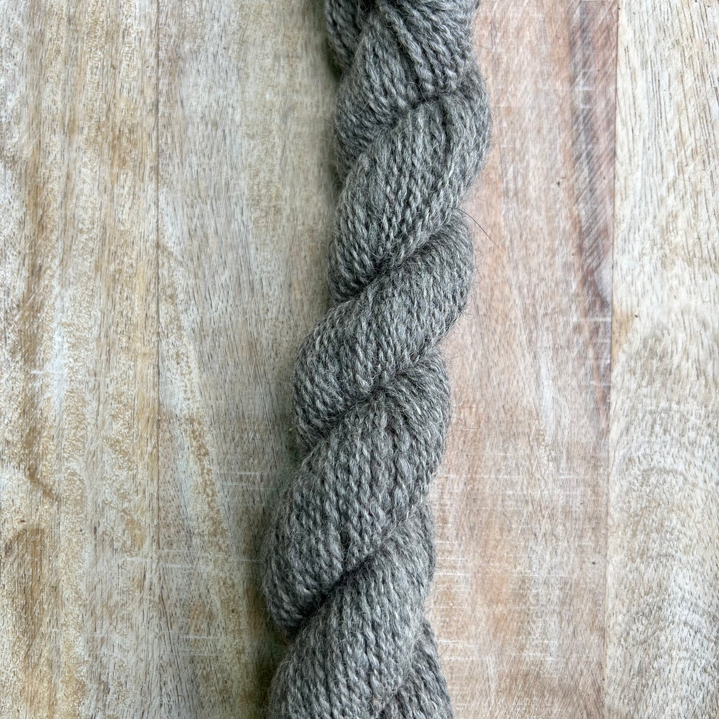 100% Huacaya Alpaca Yarn - Gray "Kala"