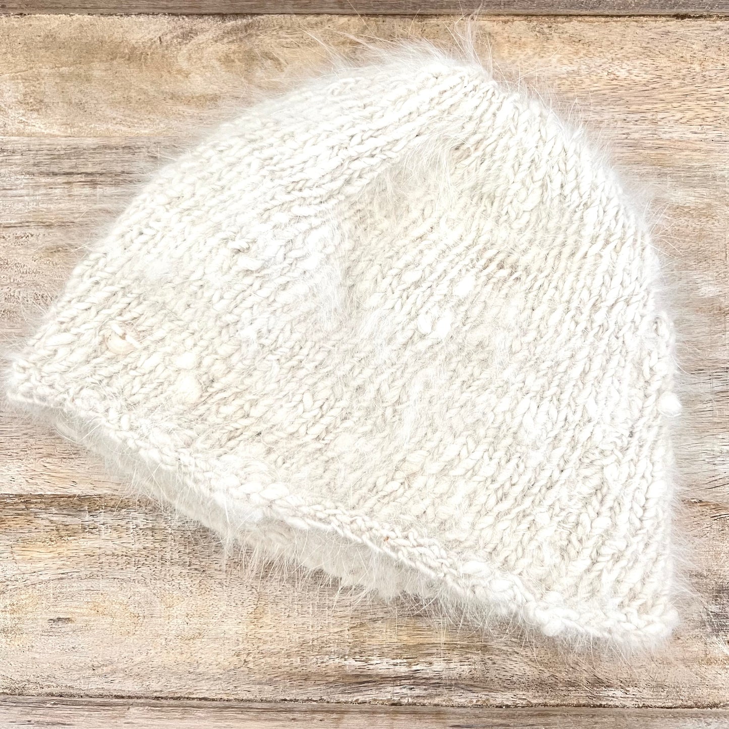Deluxe Puki Hat "100% Angora"