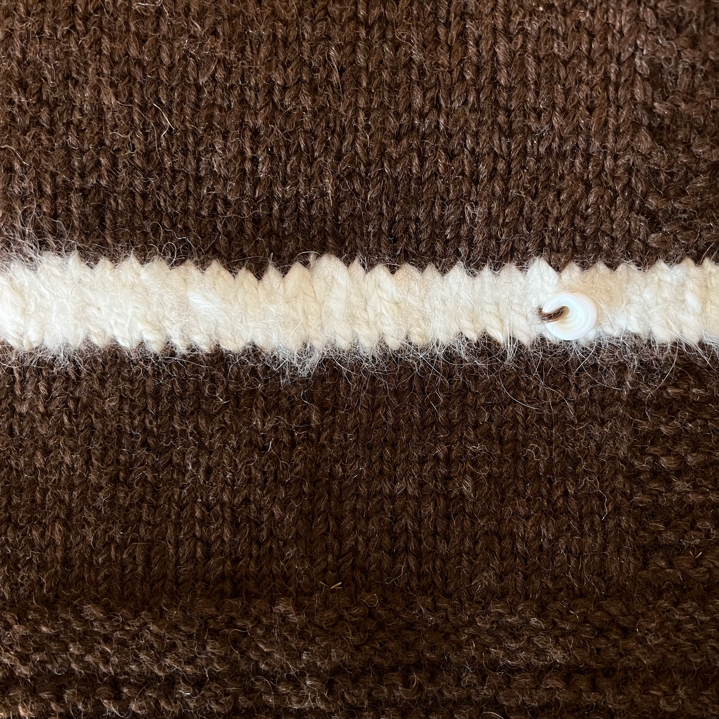 Puki Scarf "Cinnamon Girl" and "Snow White"