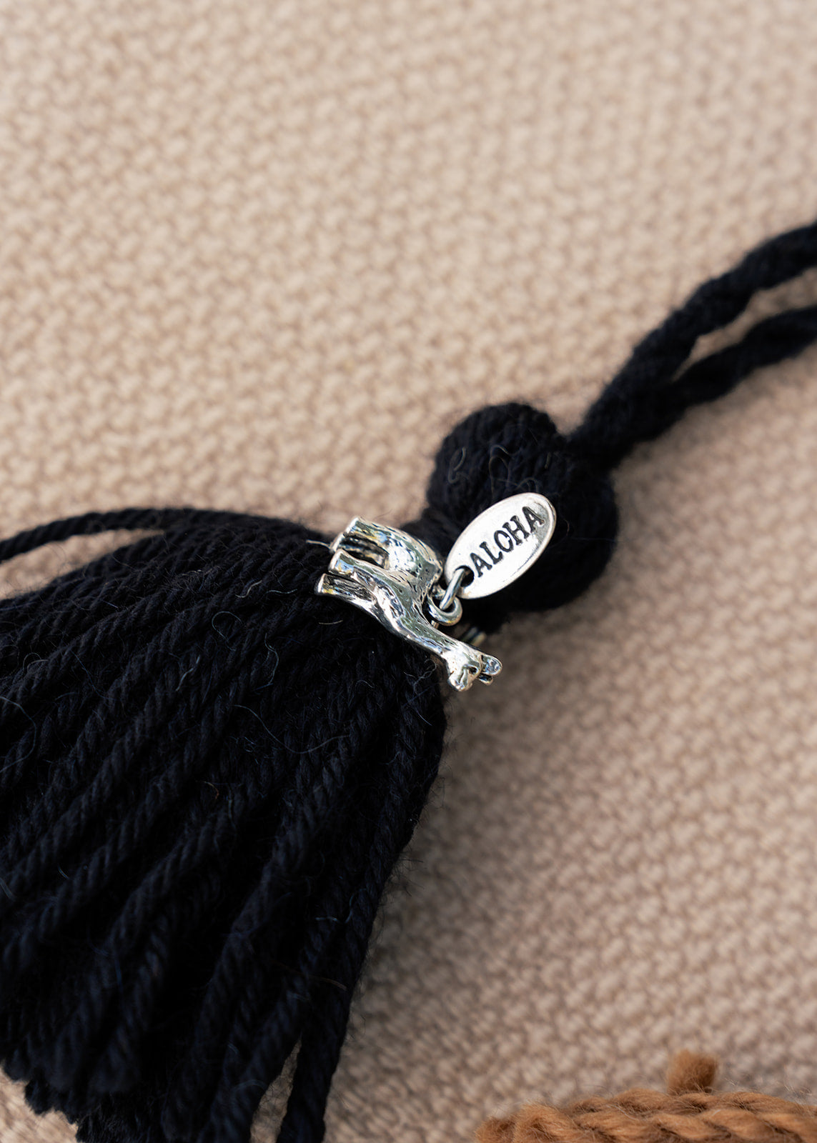Maui Alpaca Keychain w/ Charm