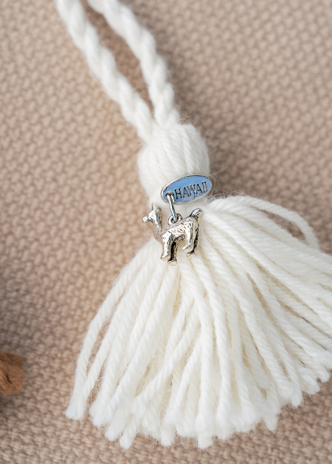 Maui Alpaca Keychain w/ Charm
